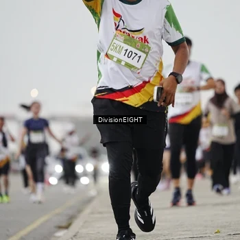 Runner Photo 7647154