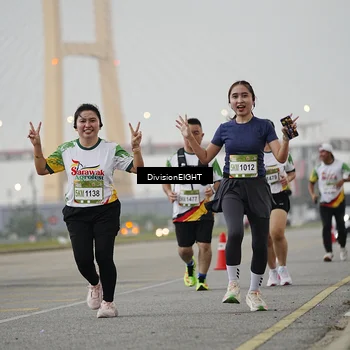 Runner Photo 7647170
