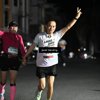 Runner Photo 7647176