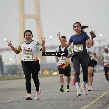 Runner Photo 7647177