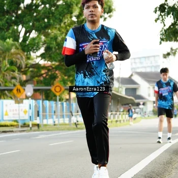 Runner Photo 7647182