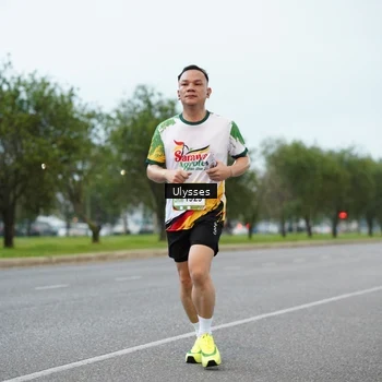 Runner Photo 7647187