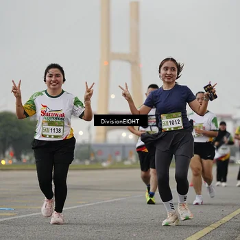 Runner Photo 7647189