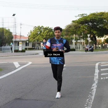 Runner Photo 7647193