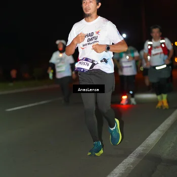 Runner Photo 7647213