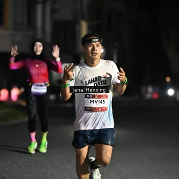 Runner Photo 7647221