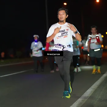 Runner Photo 7647225