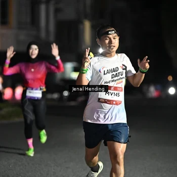 Runner Photo 7647230