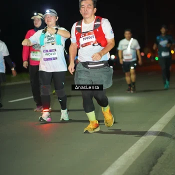 Runner Photo 7647240