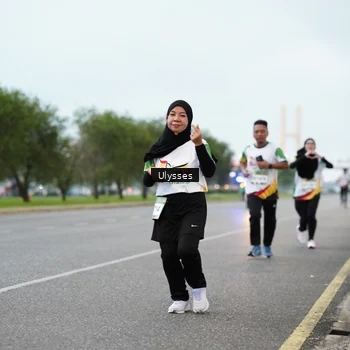 Runner Photo 7647246