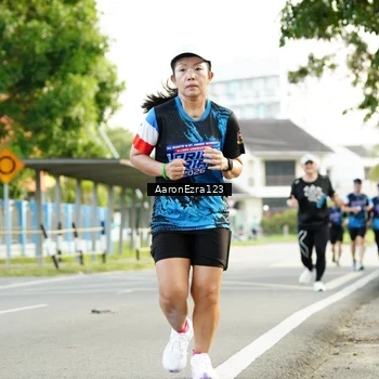 Runner Photo 7647273
