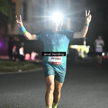 Runner Photo 7647282