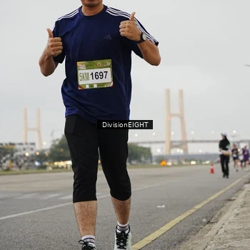 Runner Photo 7647286