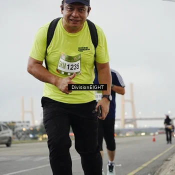 Runner Photo 7647293