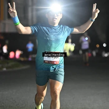 Runner Photo 7647324