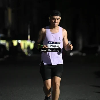 Runner Photo 7647327
