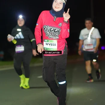 Runner Photo 7647332