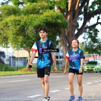 Runner Photo 7647346