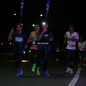 Runner Photo 7647348