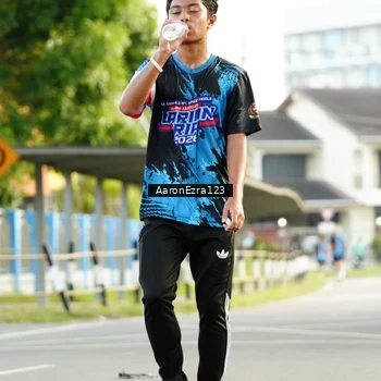 Runner Photo 7647354