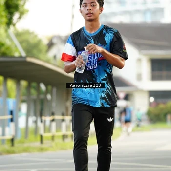 Runner Photo 7647356