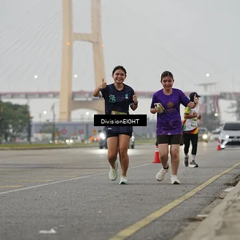 Runner Photo 7647357