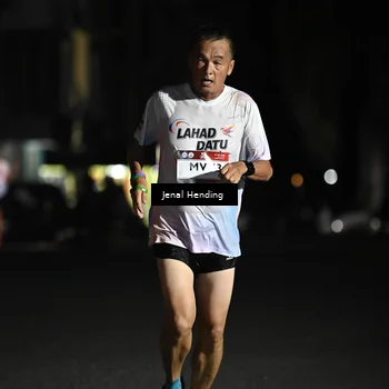 Runner Photo 7647365