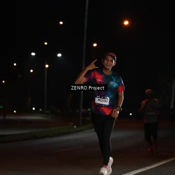 Runner Photo 7647381