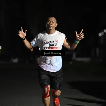 Runner Photo 7647388