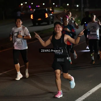 Runner Photo 7647398