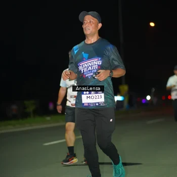 Runner Photo 7647399