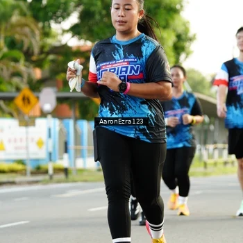Runner Photo 7647409