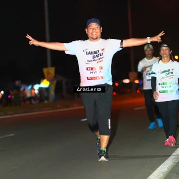 Runner Photo 7647410