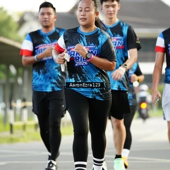 Runner Photo 7647420