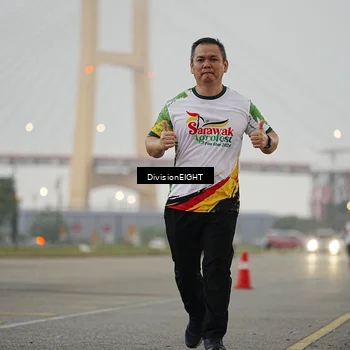 Runner Photo 7647440