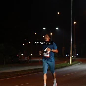 Runner Photo 7647445