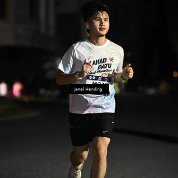 Runner Photo 7647452