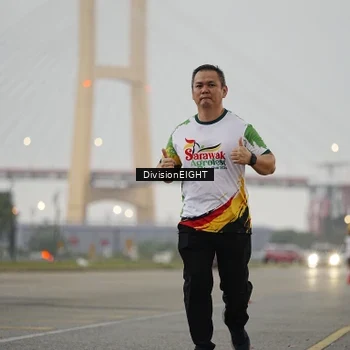 Runner Photo 7647456