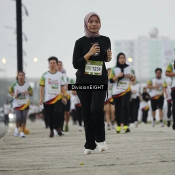 Runner Photo 7647468