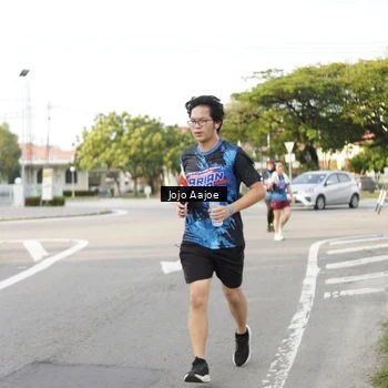 Runner Photo 7647487