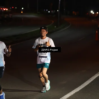 Runner Photo 7647491