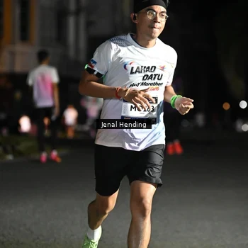 Runner Photo 7647497