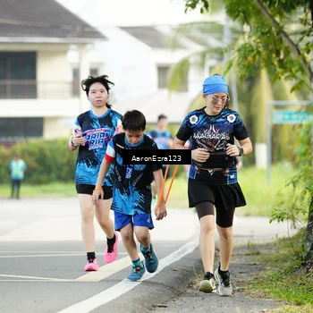 Runner Photo 7647511