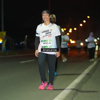 Runner Photo 7647519