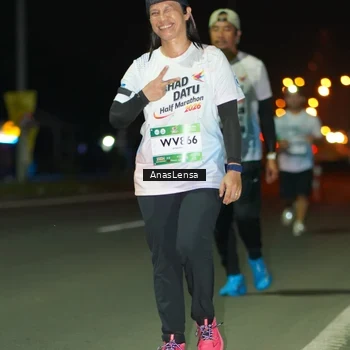 Runner Photo 7647522