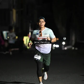 Runner Photo 7647525