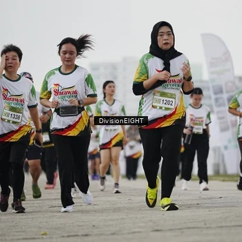 Runner Photo 7647526