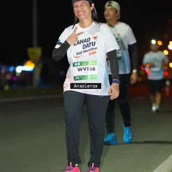 Runner Photo 7647530