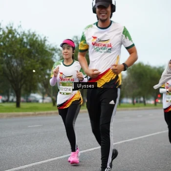 Runner Photo 7647533