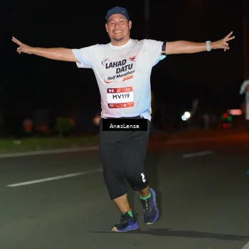 Runner Photo 7647539